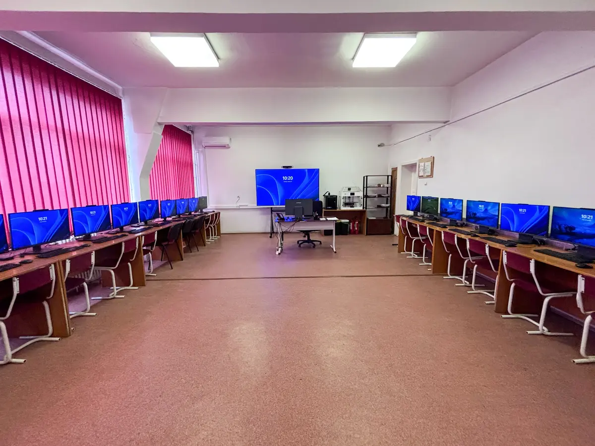 Laborator informatică modern – LTSA Arad